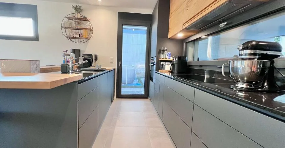 Bella villa individuale familiare di 165 m2 con giardino