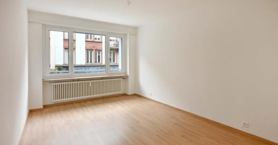Apartment looking for singles or couples! – photo 2 of 10