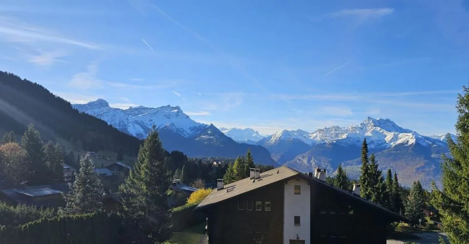 Chalet 4 pièces à Villars-sur-Ollon - A LOUER A LA SAISON ETE