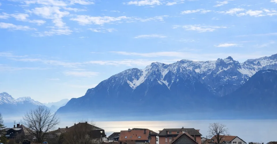 Attique d’exception avec espace polyvalent de 30 m² au cœur du Lavaux