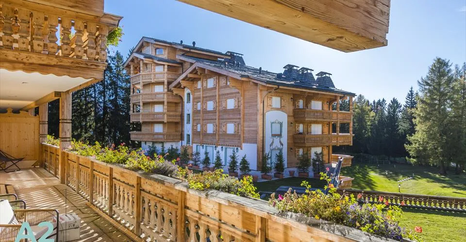 Semaine - Saison : Appartement d'exception au centre de Crans – Foto 3 von 13