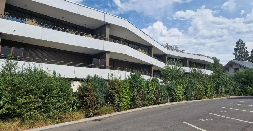 Place de parking en sous-sol à louer