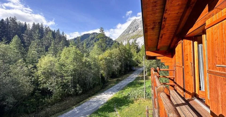 Chalet 4.5 pièces à La Fouly VS