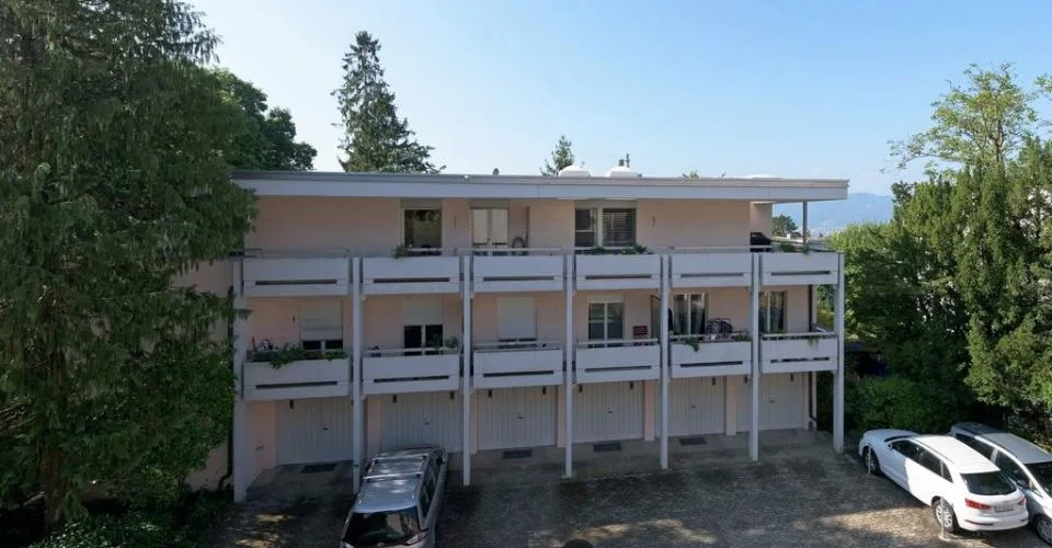 Einzelgaragenbox am Zürichberg