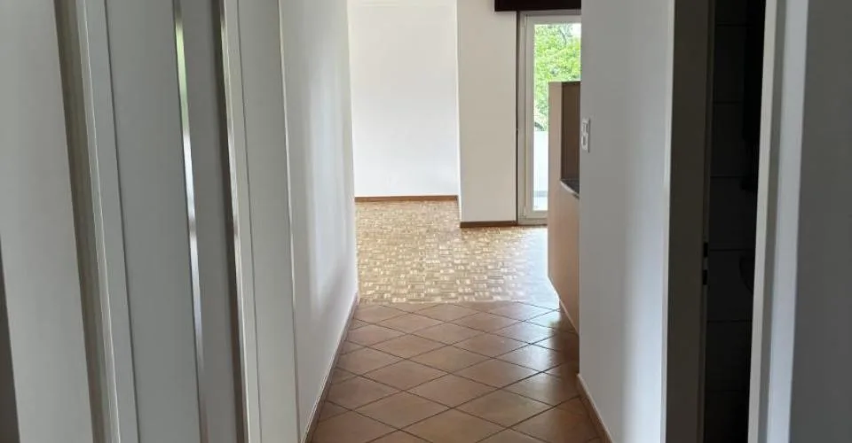 Moutier - dans les hauteurs de la Ville à deux pas de l'école primaire