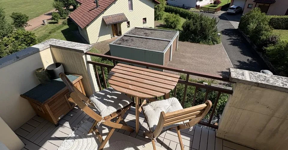 A louer: appartement 3 pièces avec balcon - Collège 5