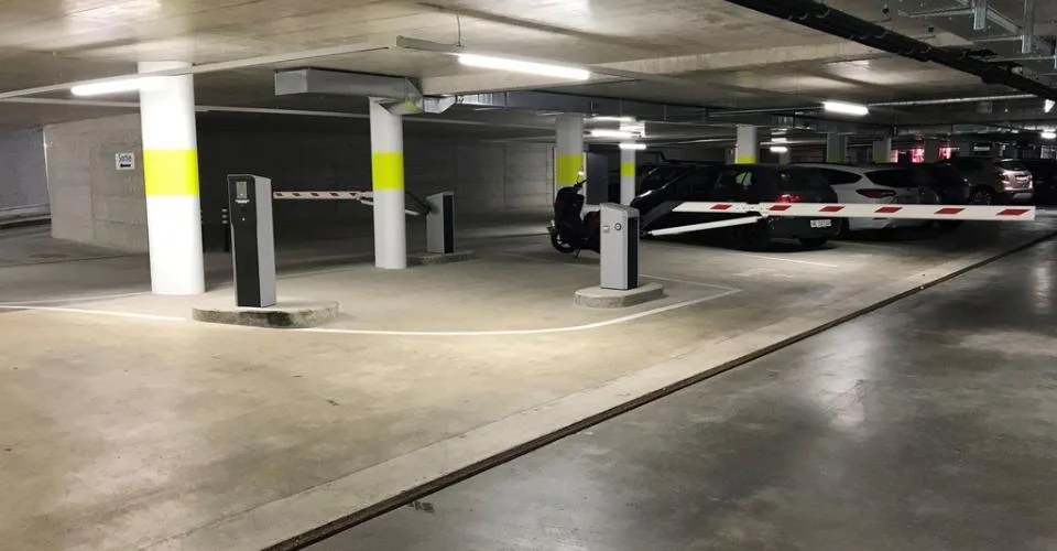 Place de parc intérieure numéro 29