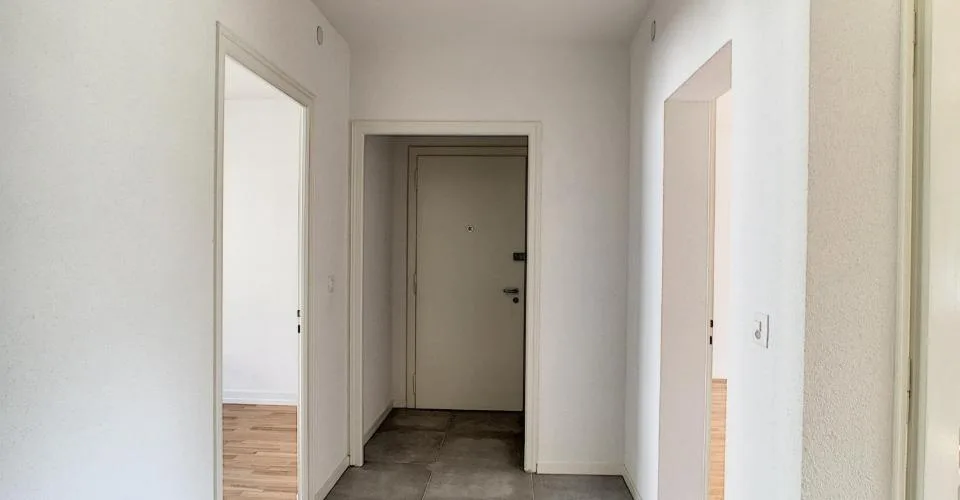 Bel appartement rénové de 3 pièces au 1er étage – Foto 6 von 7
