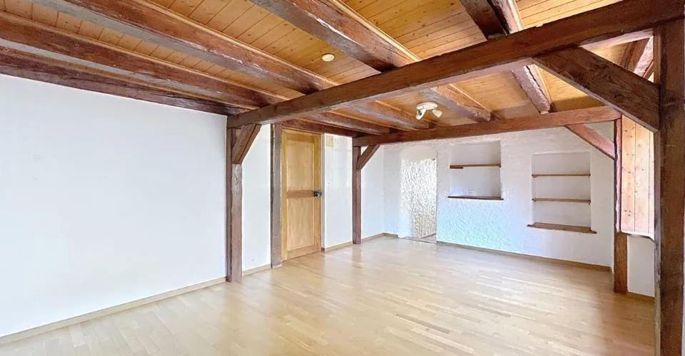 Studio atypique de 33 m² à louer ? Le Mont-sur-Lausanne