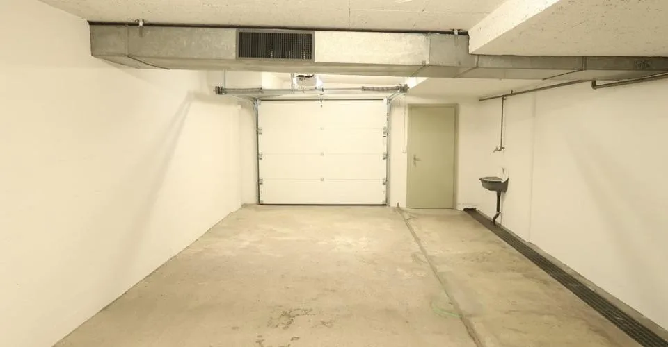 Garage simple dans la Schosshalde extérieure