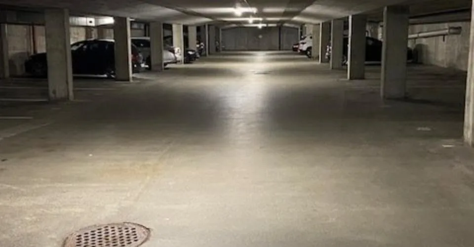 Einstellplätze im Zentrum von Schliern – Foto 2 von 4