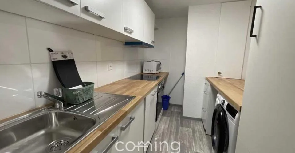 Wyssachen - Appartement de 2 pièces entièrement meublé dans un environnement naturel calme, il suffit d'emménager