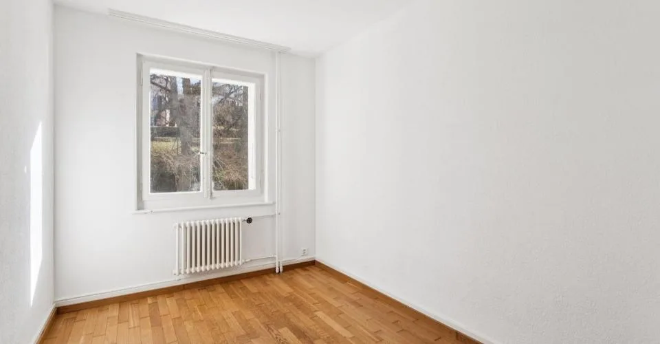 Rénové - balcon - bon emplacement