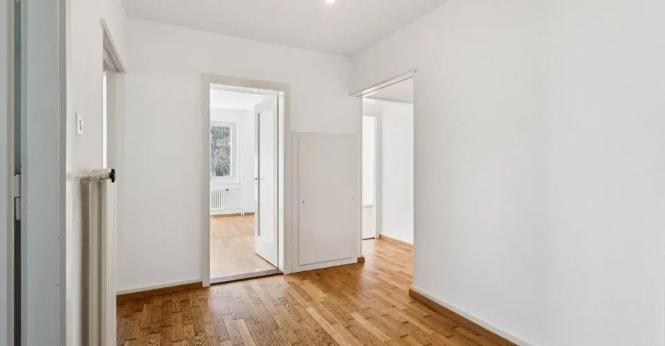 Rénové - balcon - bon emplacement
