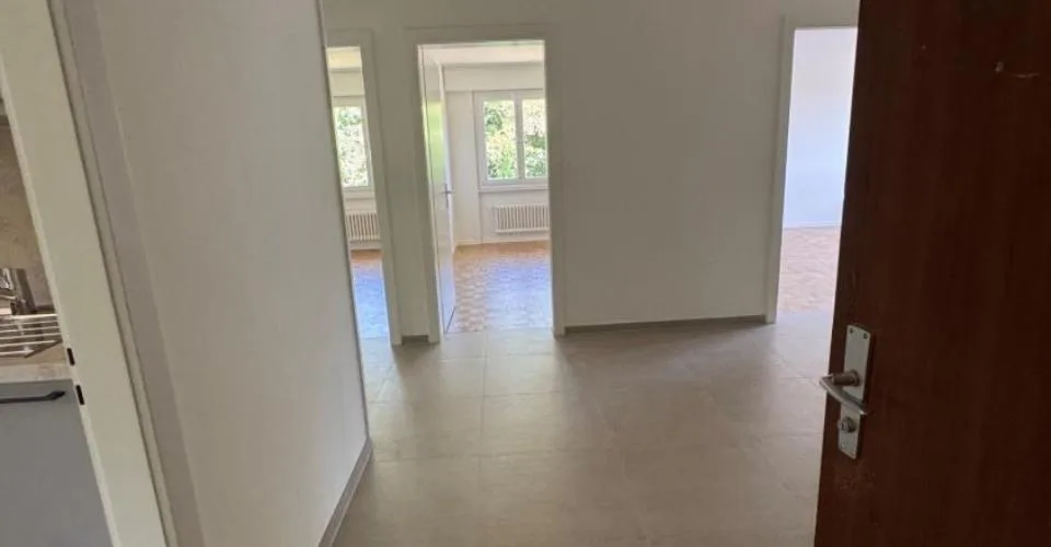 Appartement entièrement rénové de 3.5 pièces – Foto 13 von 13