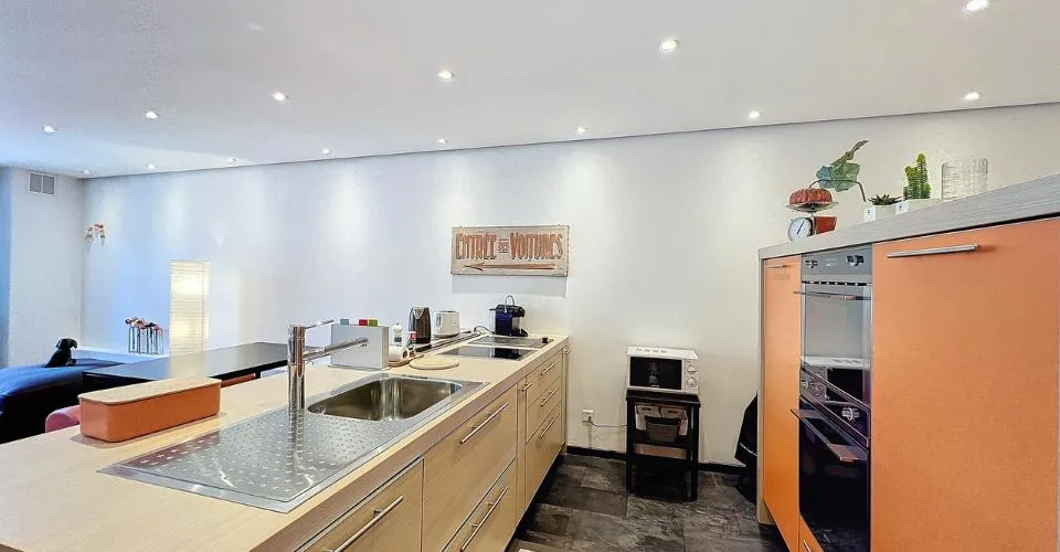 Centre Ville - Magnifique Loft meublé et rénové