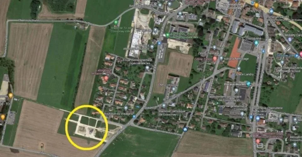 Places de parc extérieures à louer – photo 2 sur 2