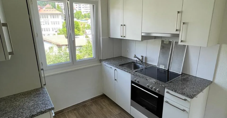 A louer: appartement 4 pièces avec balcon - Pont 10, Tramelan