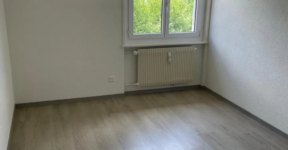 A louer: appartement 4 pièces avec balcon - Pont 10, Tramelan