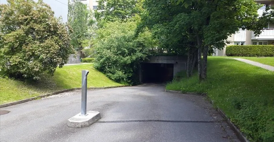 Espace cyclomoteur recherché? – Foto 2 von 2