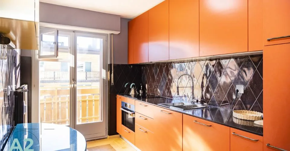 APPARTEMENT AUTHENTIQUE EN PLEIN CENTRE DE CRANS