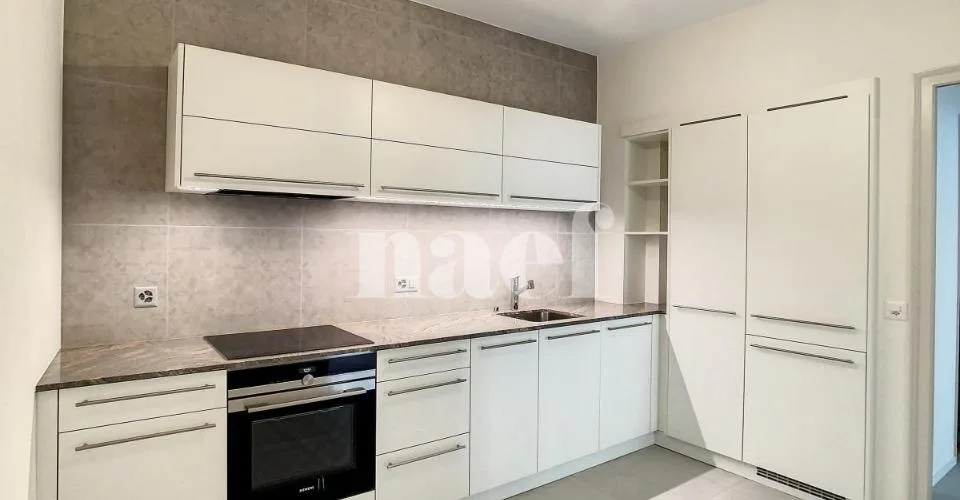 Beautiful 2.5-room apartment on the ground floor