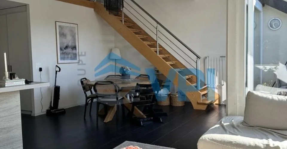 Gollion – Superbe duplex de 4.5 pièces avec mezzanine et vue alpes