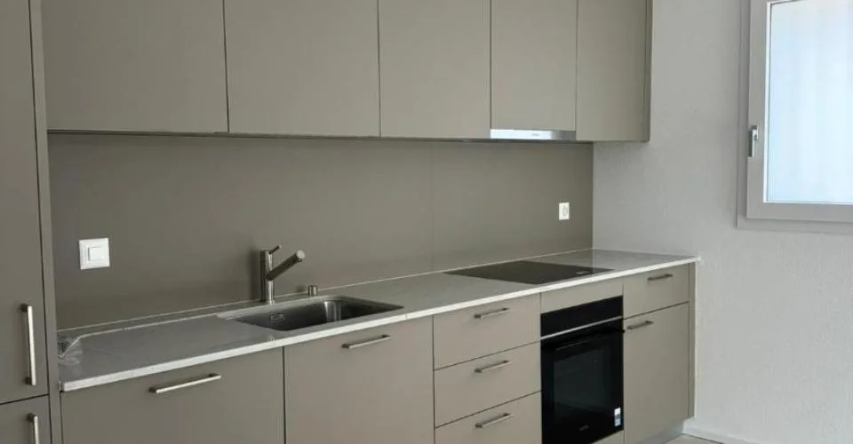 Appartement de 3.5 pièces traversant, 2ème étage, env. 82 m2