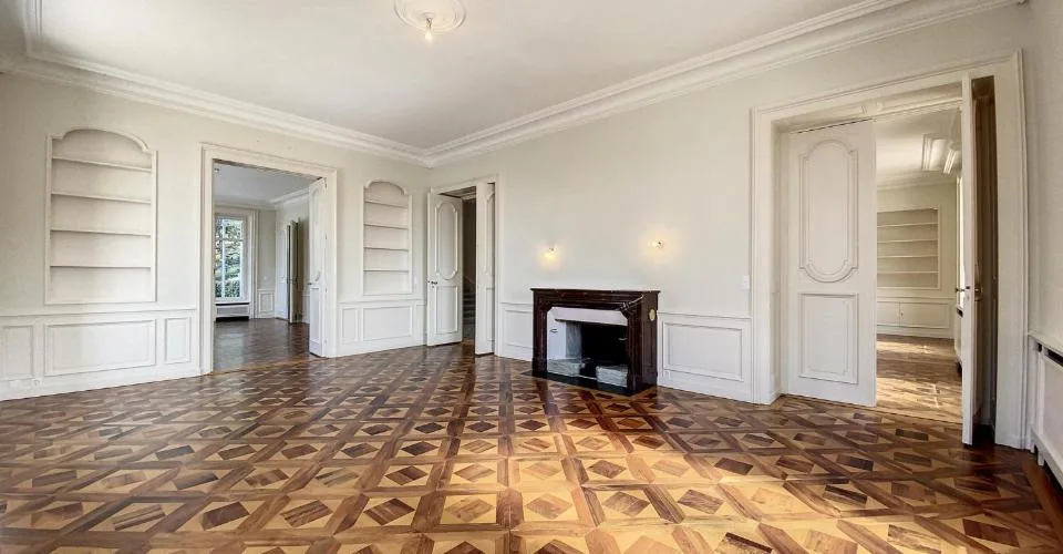 Propriété d'exception et de prestige (entièrement rénovée) – Foto 3 von 13