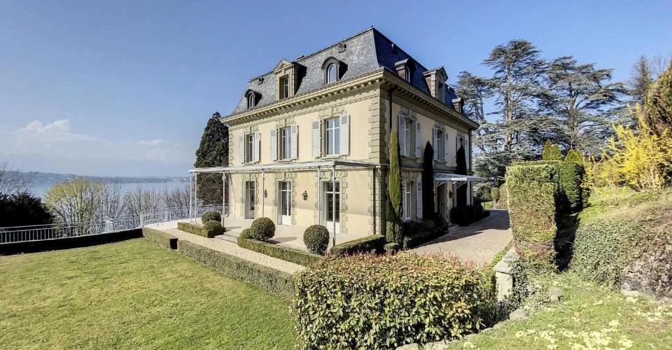 Propriété d'exception et de prestige (entièrement rénovée) – Foto 10 von 13