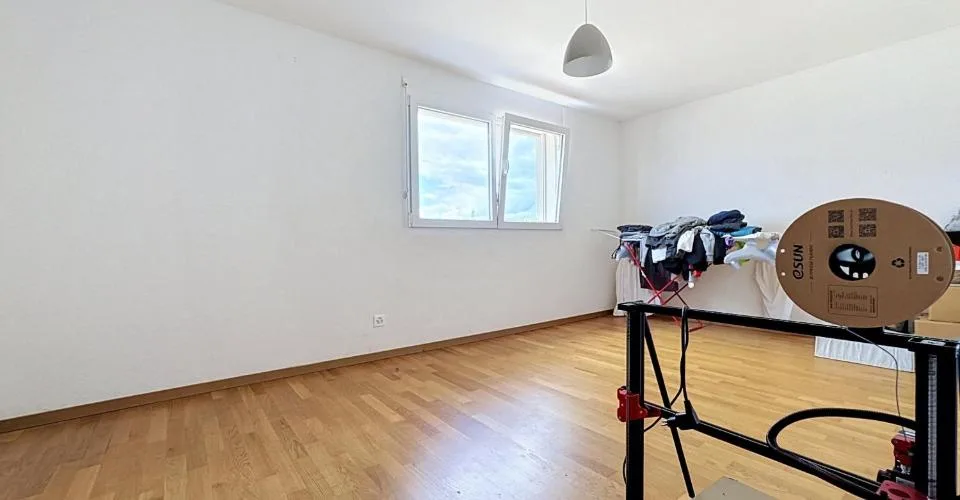 Appartement rafraîchi de 3.5 pièces au 1er étage