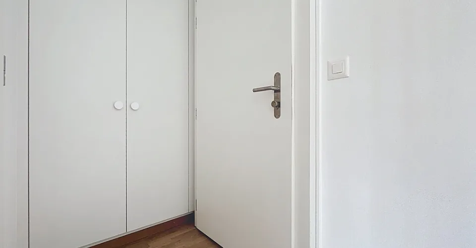 Appartement de 2 pièces au 8ème étage - Planchette 12