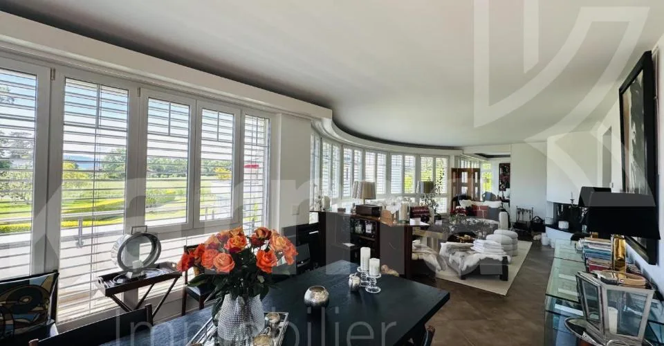 Appartement de standing de 5.5 pièces + terrasses de plus de 100 m2