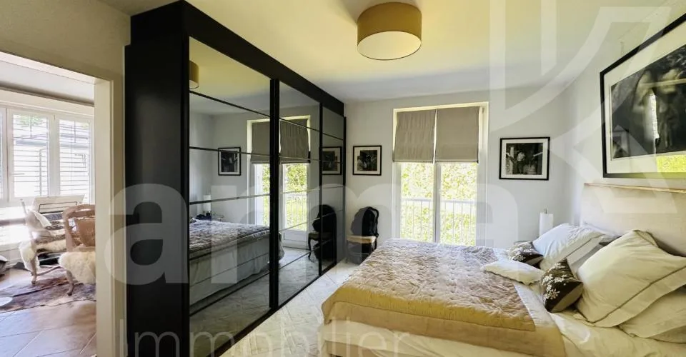 Appartement de standing de 5.5 pièces + terrasses de plus de 100 m2