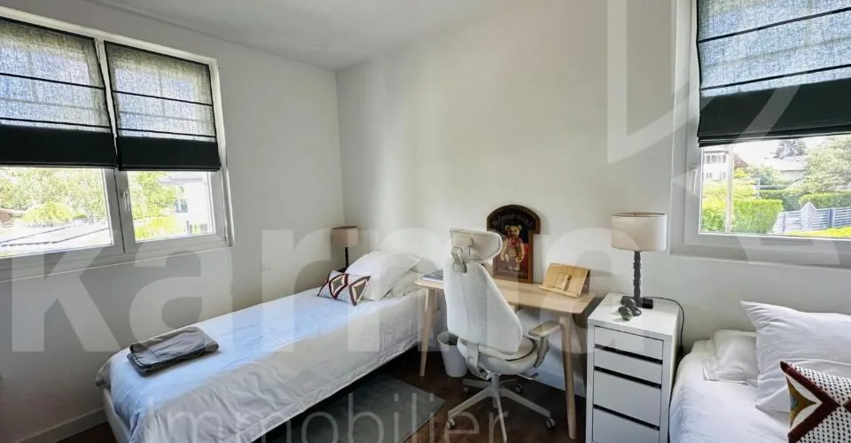 Appartement de standing de 5.5 pièces + terrasses de plus de 100 m2