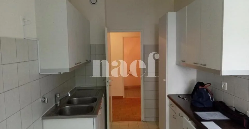 Appartement de 4 pièces au rez-de-chaussée