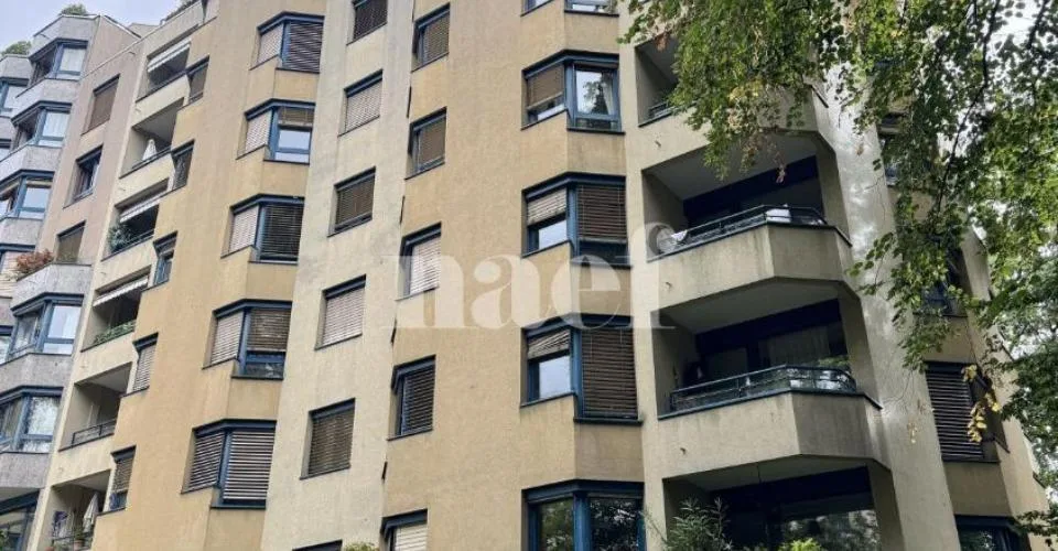 Appartement de 4 pièces au rez-de-chaussée