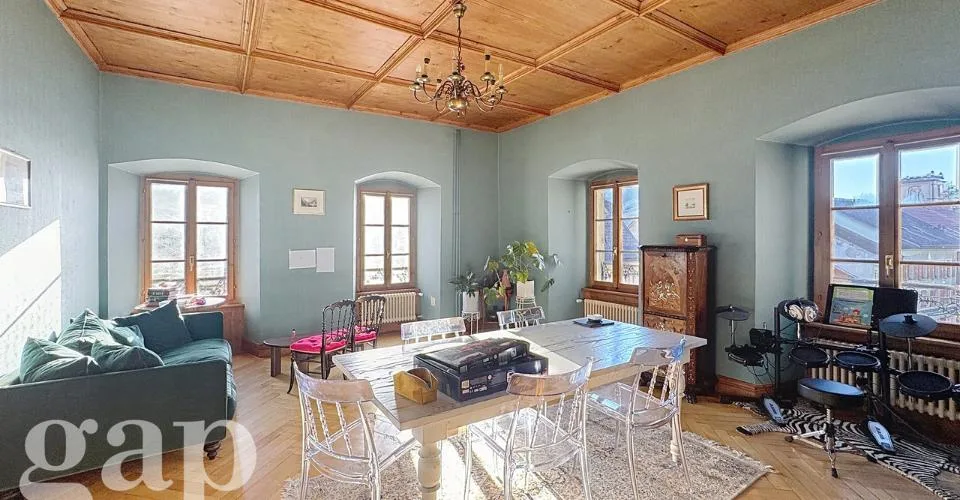 Appartement 5.5 pièces d'environ 175 m2 à Châtel-St-Denis