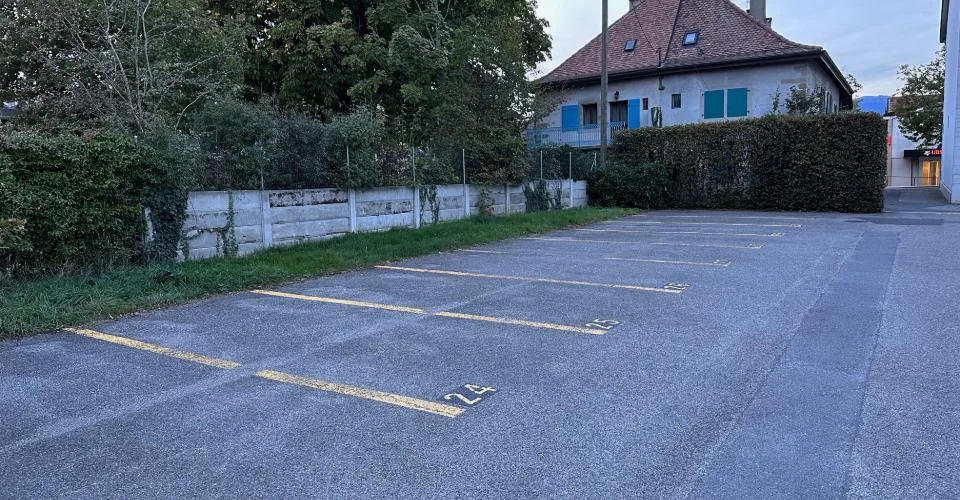 Vernier - Place de parking a louer – Foto 2 von 2
