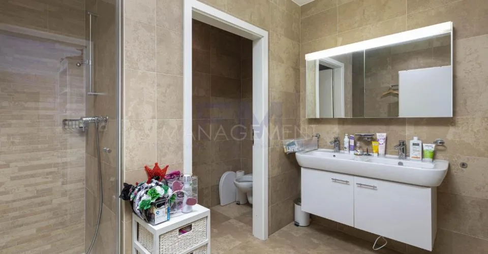 Florissant-Malagnou Chemin du Velours, 5 pièces au 6ème étage, env 210m2 + terrasses et loggia – photo 7 sur 13