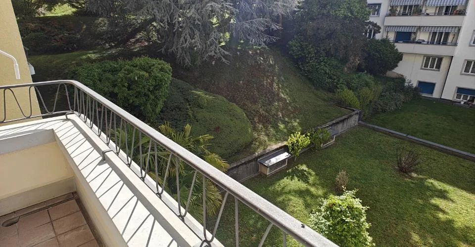 Beau 2.5 pièces avec balcon à Lausanne
