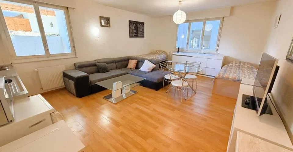 Très spacieux et très lumineux 1.5 pièces - Idéalement situé - Lieu calme