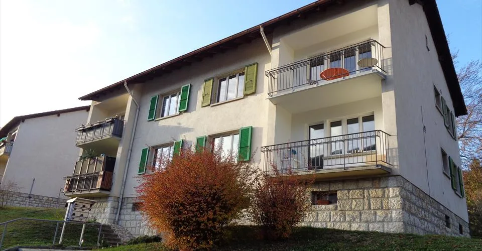 Appartement situé dans un petit immeuble de 4 logements.