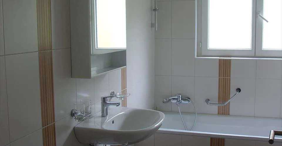 Appartement situé dans un petit immeuble de 4 logements.