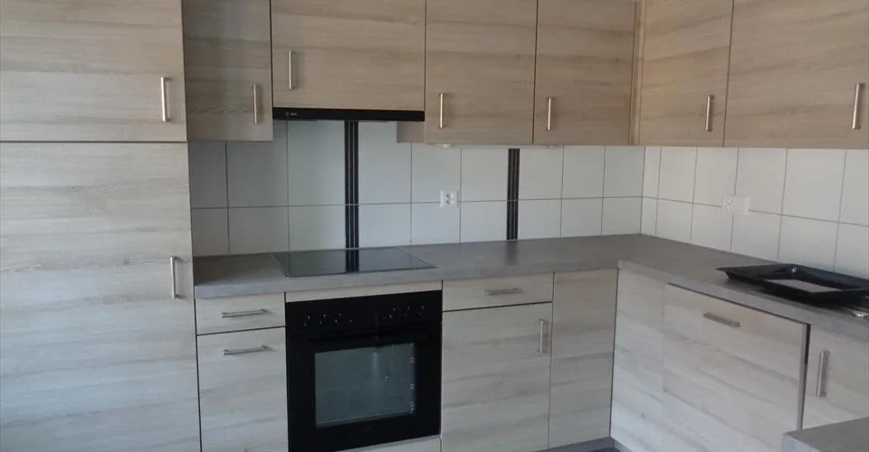 Appartement situé dans un petit immeuble de 4 logements.