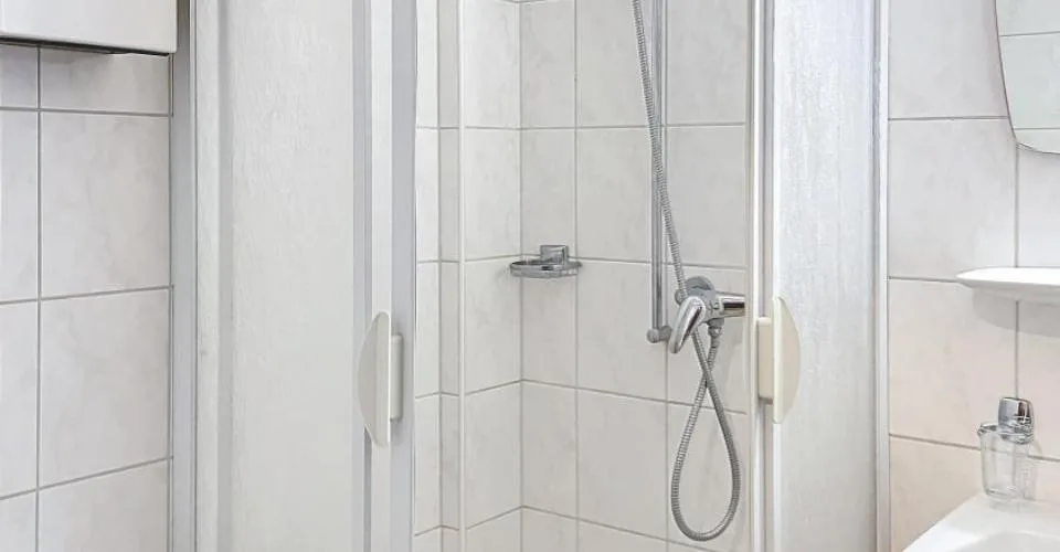 Victoria A 21 Studio - 205 -