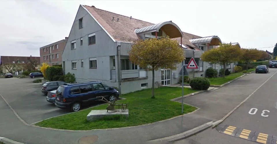 Place de parking extérieure n° 14