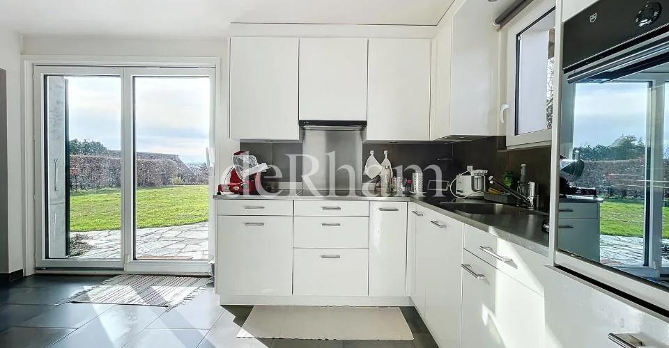 Maison individuelle de 6.5 pièces d'env. 200m2
