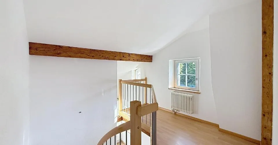 Bel appartement de 3 pièces en duplex disponible de suite ou à convenir