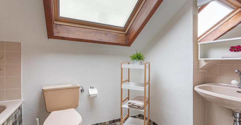 Superbe appartement d’une chambre en étage élevé proche de la gare de Lausanne – Rue du Simplon 10 !